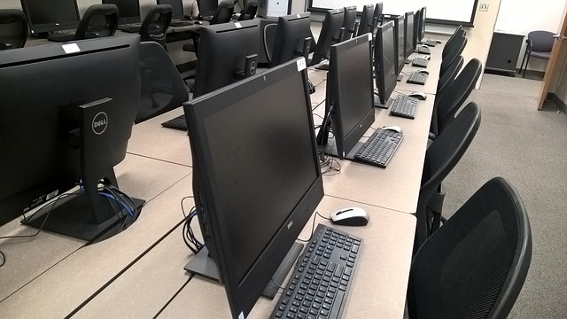 Pourquoi les écoles d’informatique doivent-elles former leurs étudiants à l’accessibilité numérique ?